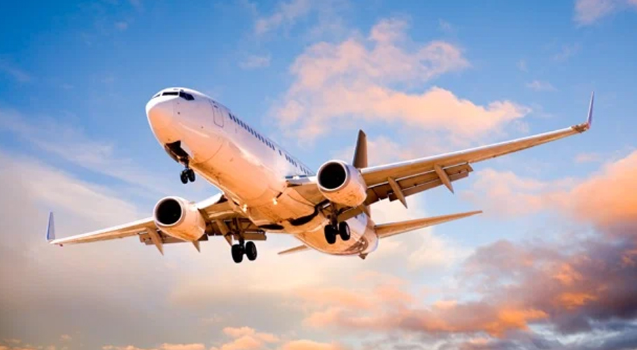 Jeddah-Islamabad flight escapes major accident at Islamabad airport