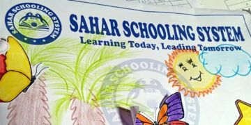 Karachi: Private School Administration Assaults Student's Father and Grandfather