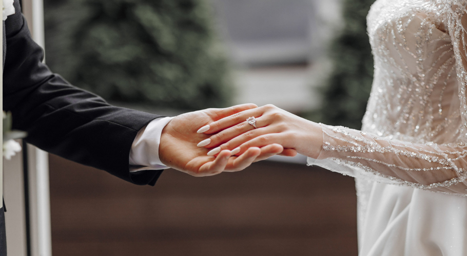 Woman playing bride in 'fake wedding' shocked to learn it was real