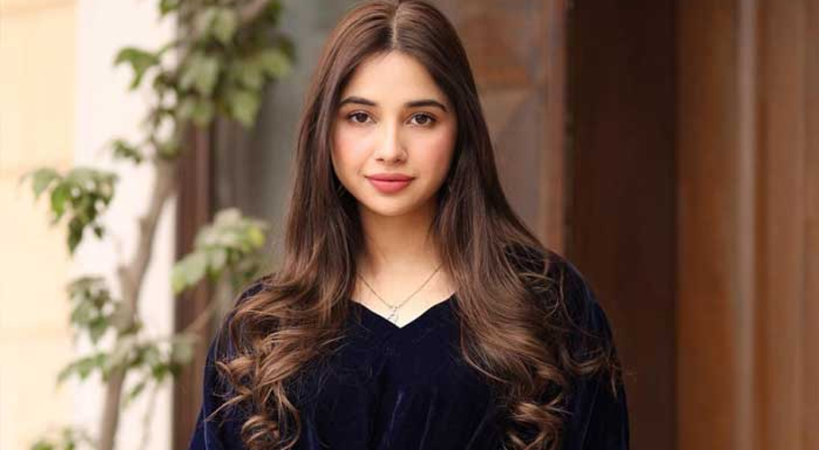 Sabeena Farooq expresses ‘guilt’ over missing wuzu for prayer due to makeup during shoot