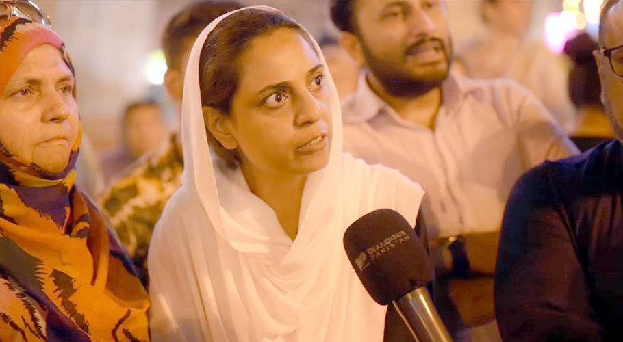 Hang Mustafa Amir's murderer again and again, mother demands