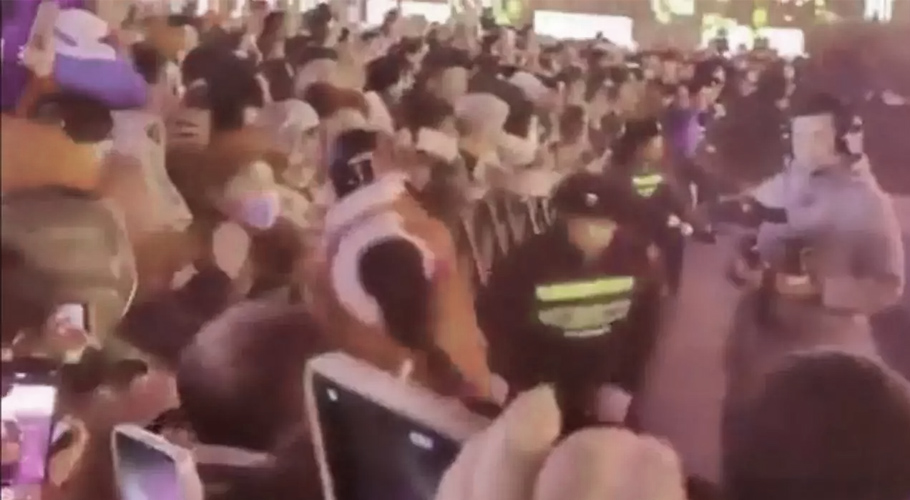 Shocking video goes viral: A robot attacks humans in robotics festival