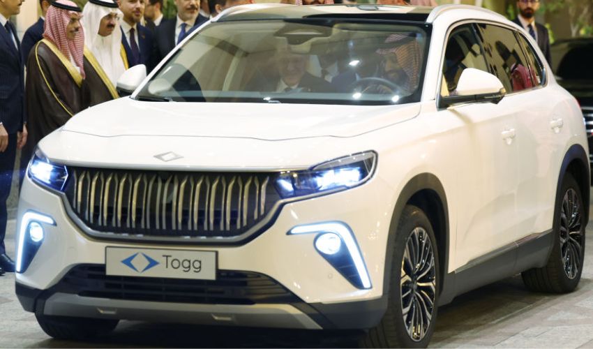 Pakistan to Enforce 57 New Car Safety Standards Next Month