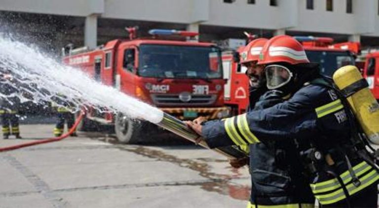Fire Erupts at Mari Pur Cloth Warehouse