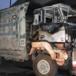 ڈمپر کو آگ