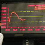 PSX witnesses bloodbath as KSE-100 loses 6000 points