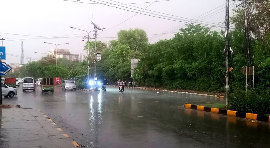 بارش سے موسم