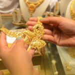 Gold gains Rs1,300 per tola in local market, tracks international increase