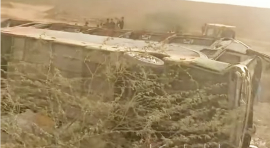 Speeding Bus Overturns in Karachi's Gulshan-e-Hadeed