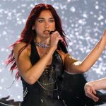 Dua Lipa stuns Los Angeles crowd with surprise cover of Fleetwood Mac’s ‘The Chain’