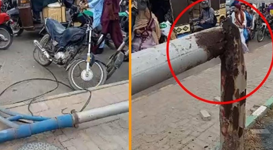 Man dies as old pole falls on motorcycle in Karachi