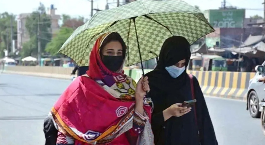 Karachi Weather Update: Heat and Humidity Push Feels-Like Temperature to 39°C