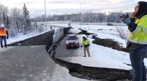 Strong 7.8 quake hits Russia's Kamchatka region