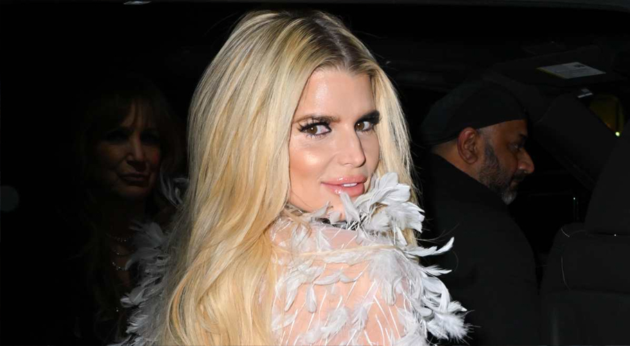 Jessica Simpson marks her special day with big announcement