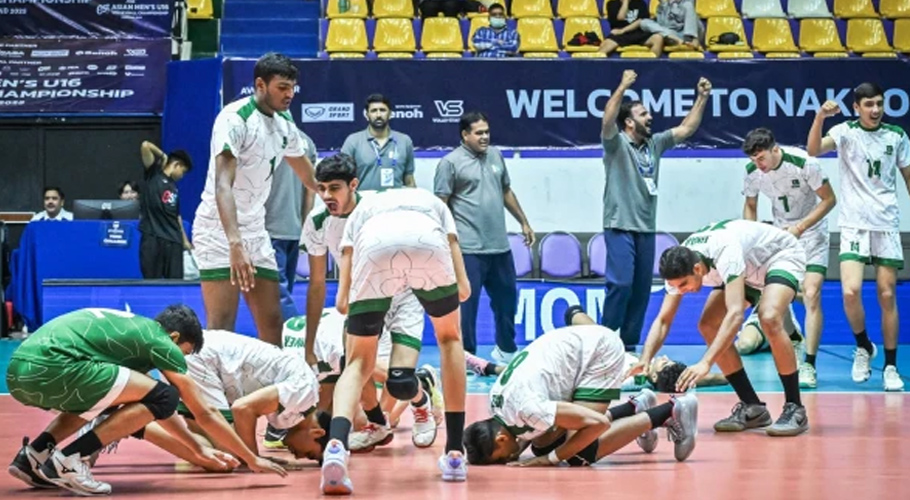 پاکستان والی بال ٹیم بھارت کو شکست دینے کے بعد
