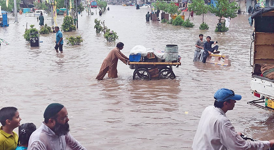 River floodwaters hit Lahore’s residential areas, rescue operations underway