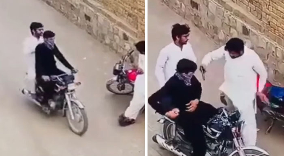 Bizarre robbery video goes viral as thieves get robbed