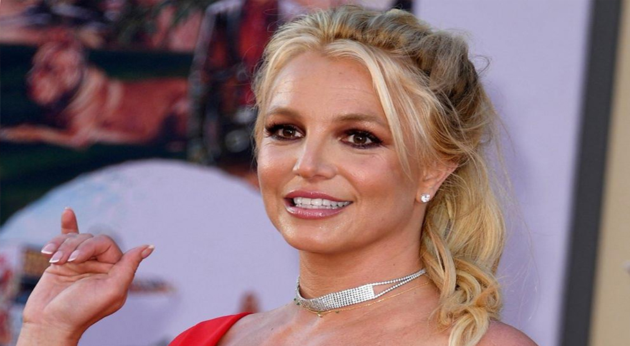 Britney Spears sparks fan concern after revealing painful leg injury in new dance video
