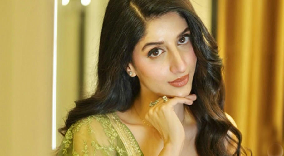Mawra Hocane breaks silence on pregnancy rumors