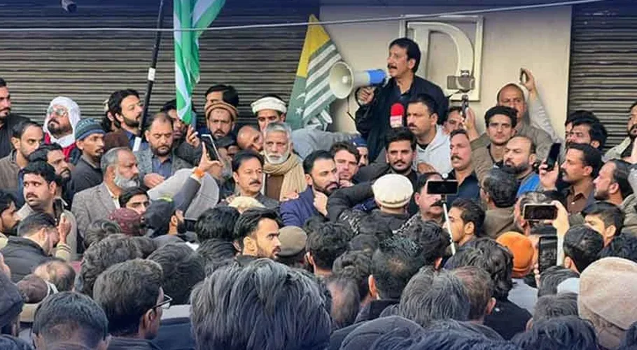 Shutter down, wheel jam strike cripples Azad Kashmir
