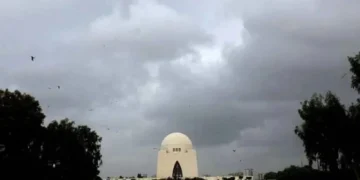 Light to moderate rain expected in Karachi today