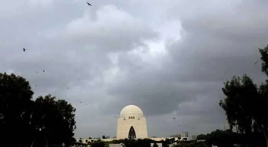 Light to moderate rain expected in Karachi today
