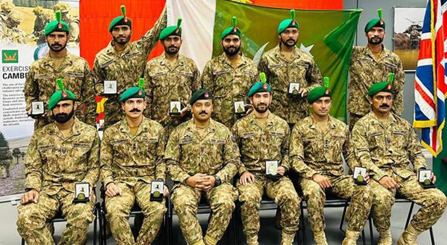 Cambrian Patrol 2025: Pakistan Army wins gold medal at military competition in UK