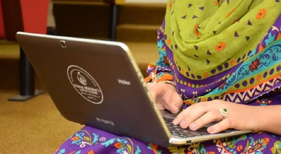 CM Punjab Launches Laptop Scheme 2025