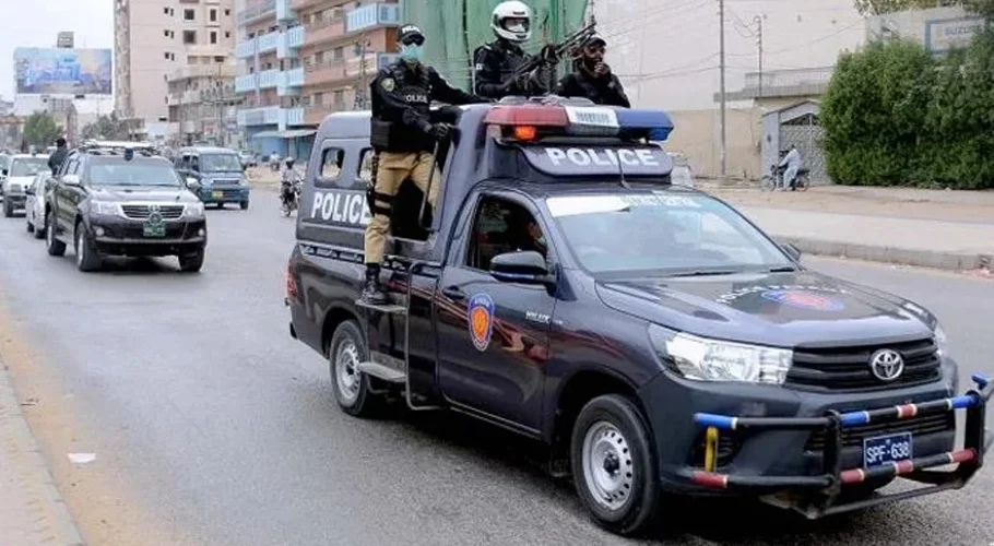 Police bust gang forcing women into prostitution through job scams