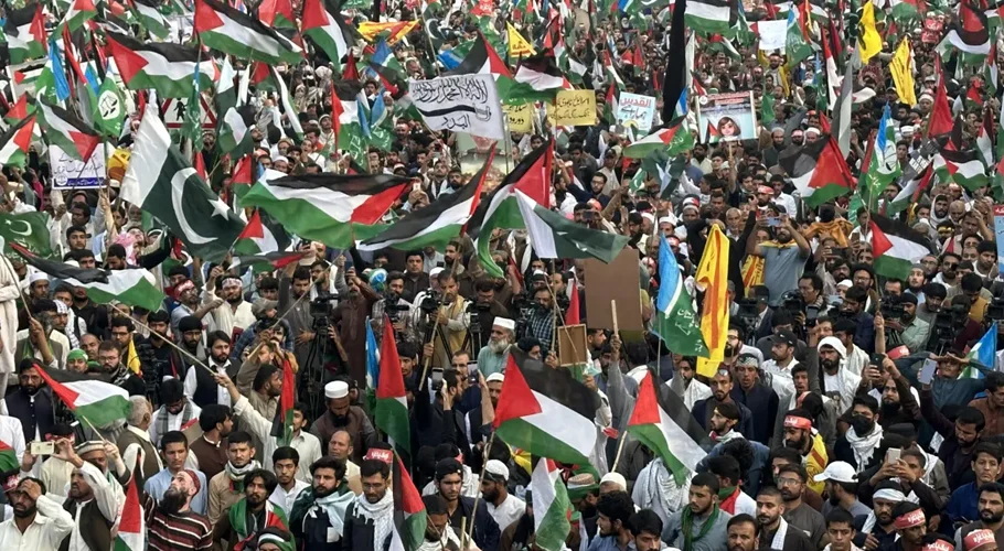 Fazlur Rehman announces Friday protests over Gaza flotilla raid J