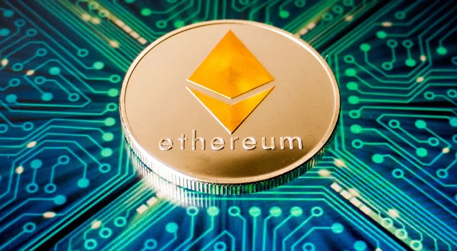 Out of Bitcoin’s Shadow: Ethereum’s Challenge to the Crypto Crown