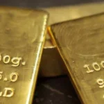 Two women caught smuggling gold, foreign currency worth Rs11m at Karachi Airport