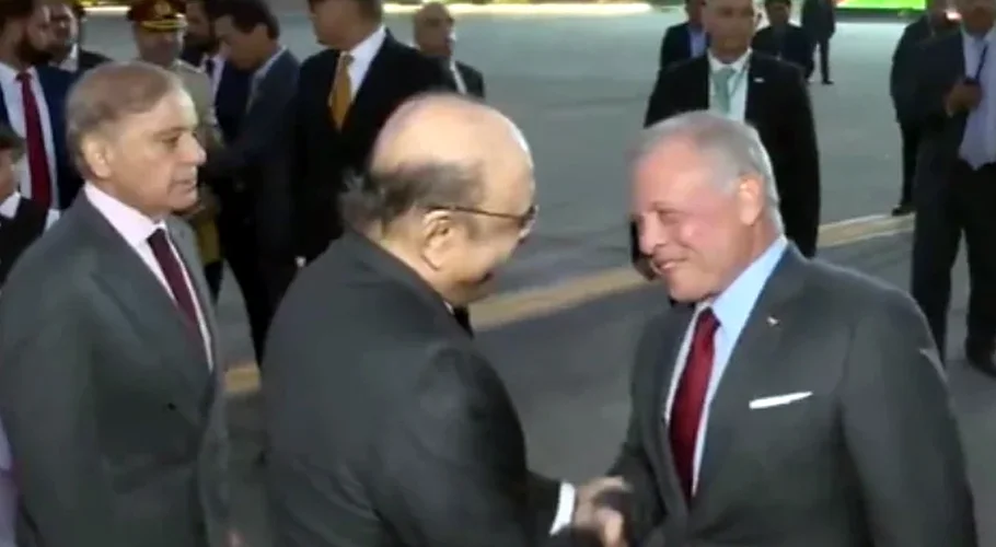 Jordan's King Abdullah II arrives in Pakistan on two-day visit
