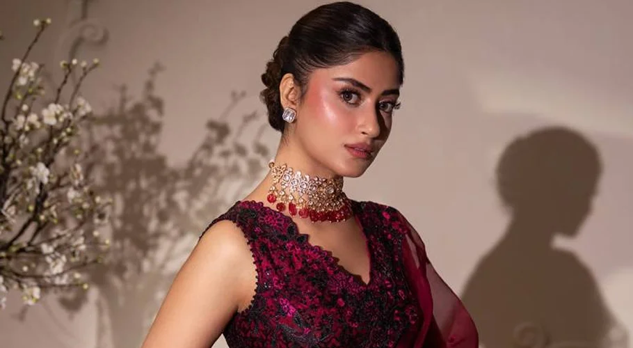 Sajal Aly drops bridal bombshell in Faiza Saqlain couture