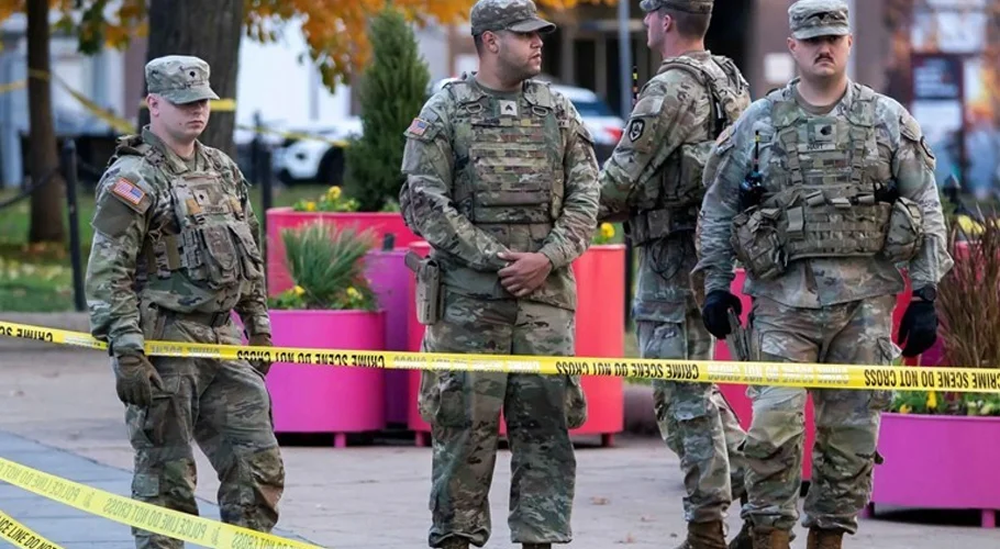 Two National Guard soldiers shot near White House, Afghan-origin attacker held