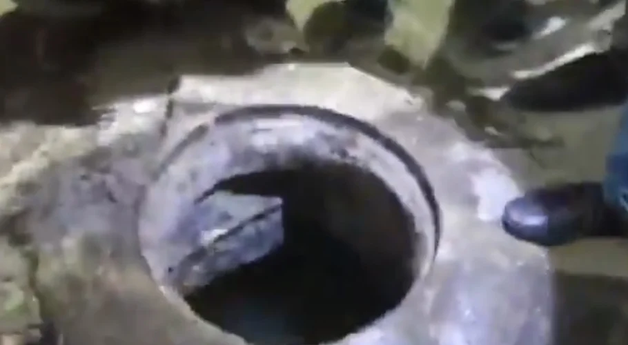 Child falls into manhole near Karachi’s Nipa