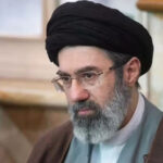 مجبتی خامنہ ای