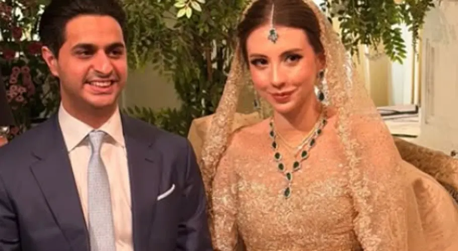 ساشا منیر
