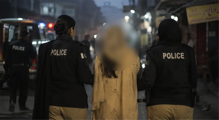پنکی