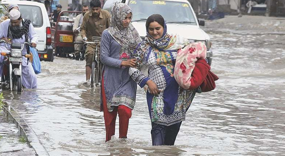 کڑیاں لہور دیاں وچ گرمیاں